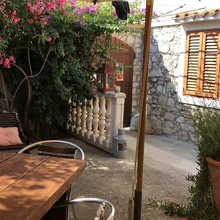 Authentic Nona By Nyc Interior Architect Susak