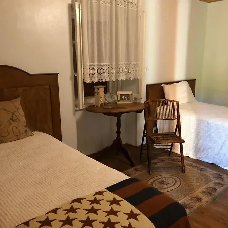 Authentic Nona By Nyc Interior Architect Βίλα Susak