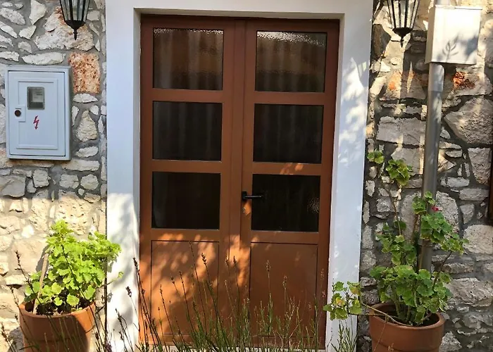 Villa Authentic Nona By Nyc Interior Architect *