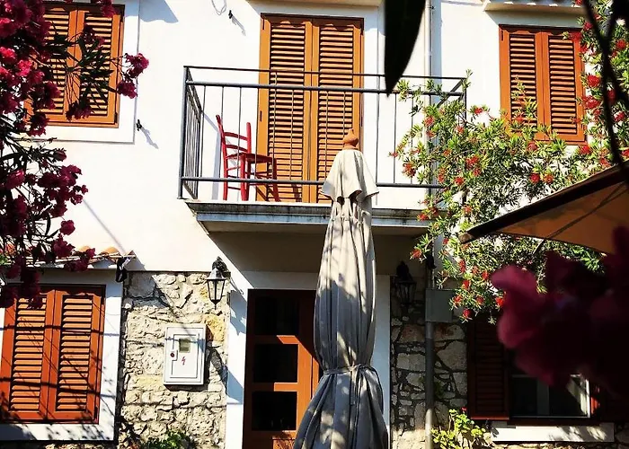 Authentic Nona By Nyc Interior Architect *