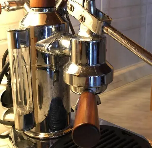 Villa Authentic Nona By Nyc Interior Architect