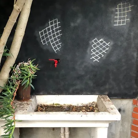 Authentic Nona By Nyc Interior Architect * 수사크