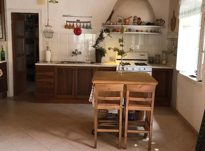 Authentic Nona By Nyc Interior Architect Вилла Сусак