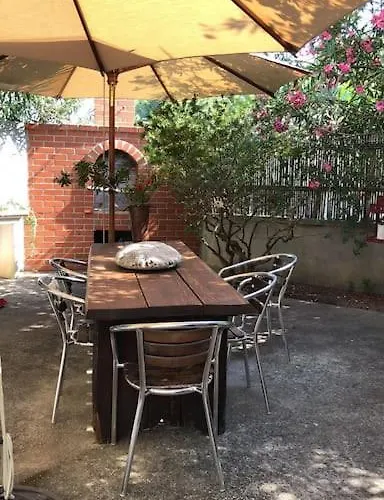 Authentic Nona By Nyc Interior Architect Villa *